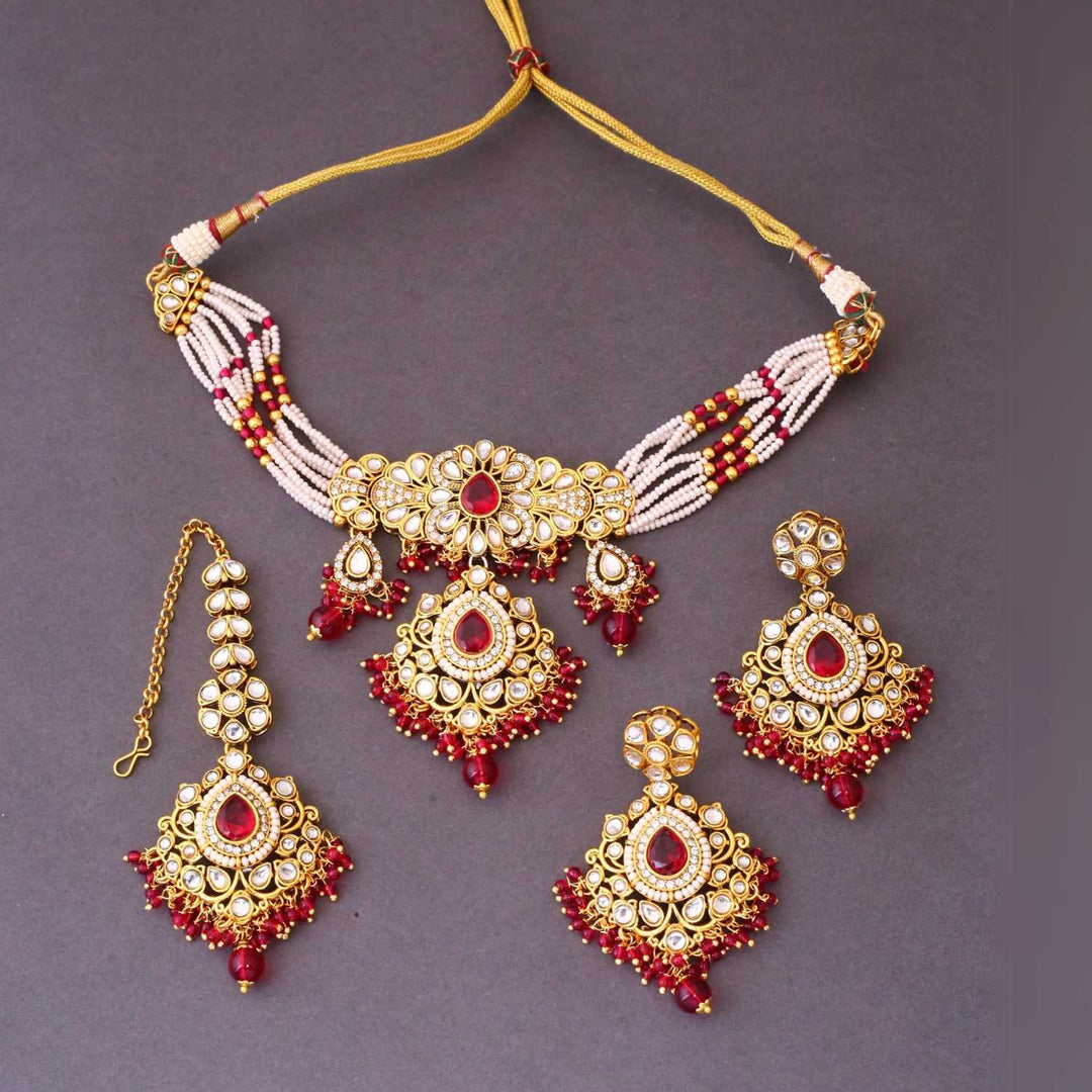 Rani Nemisha Kundan Jewellery Set