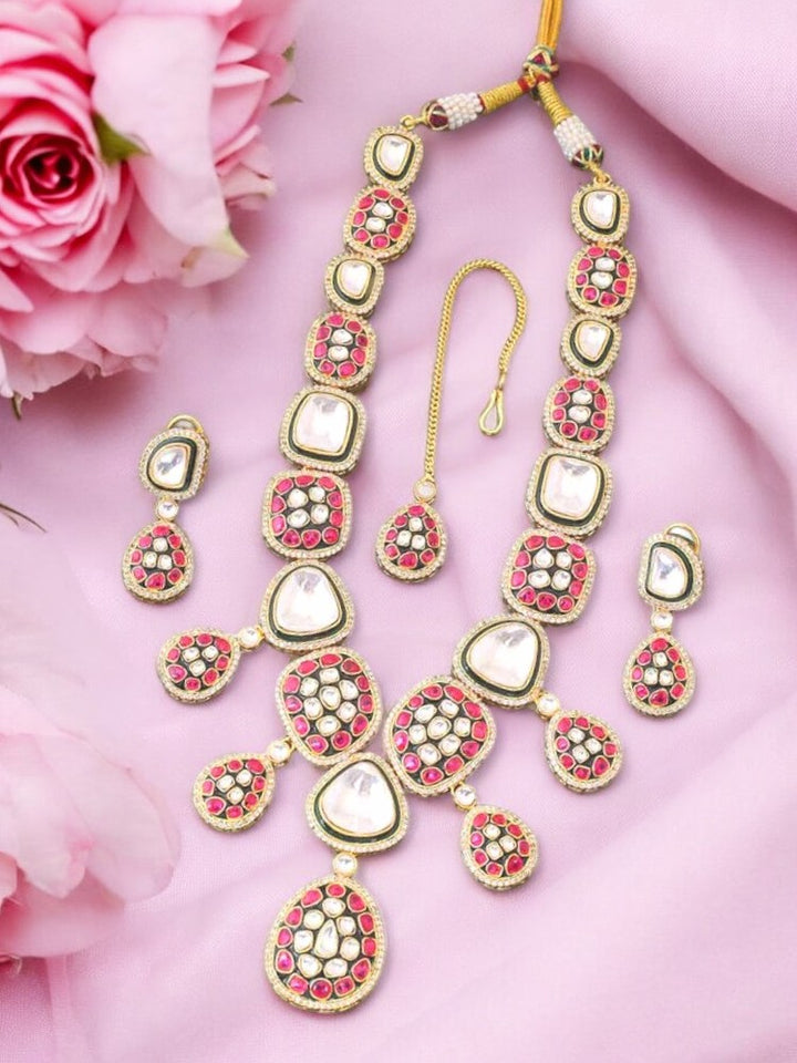 Rani Nimrat Kundan Jewellery Set