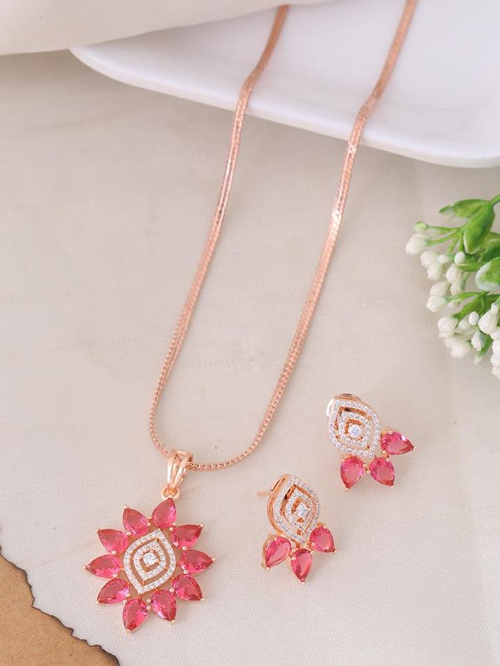 Rani Riga Pendant Set