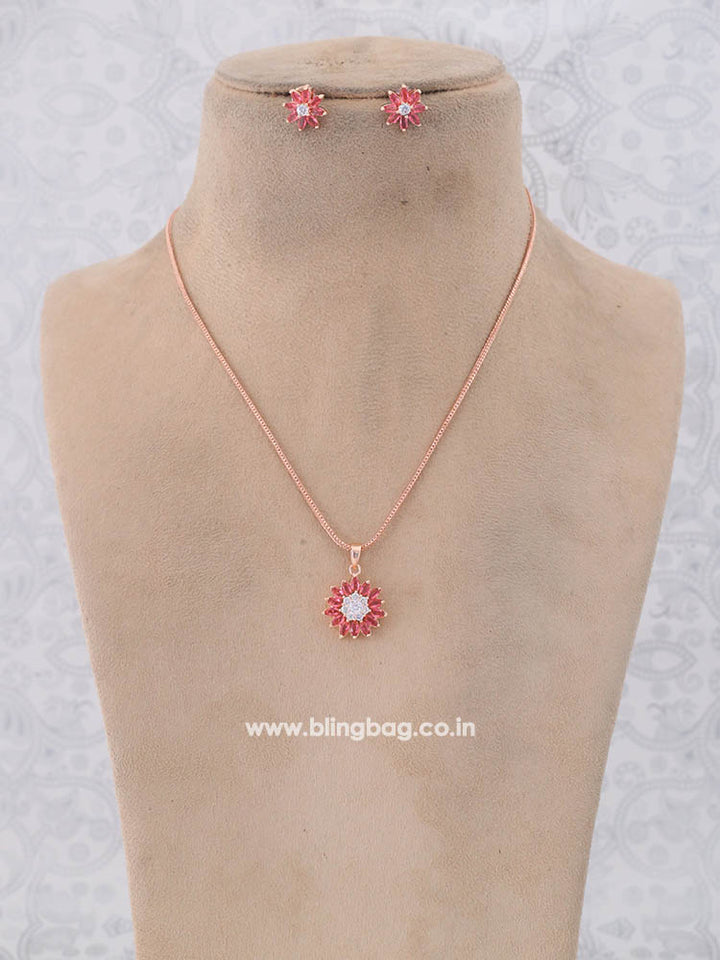 Rani Riina Pendant Set