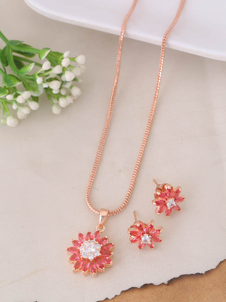 Rani Riina Pendant Set