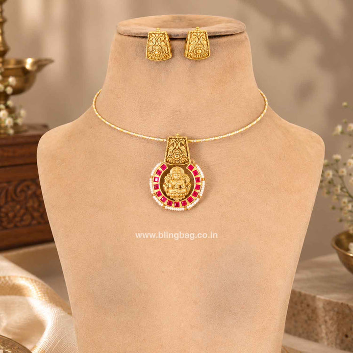 Rani Sita Pendant Set