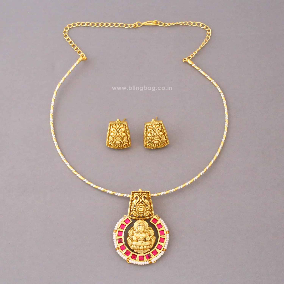 Rani Sita Pendant Set