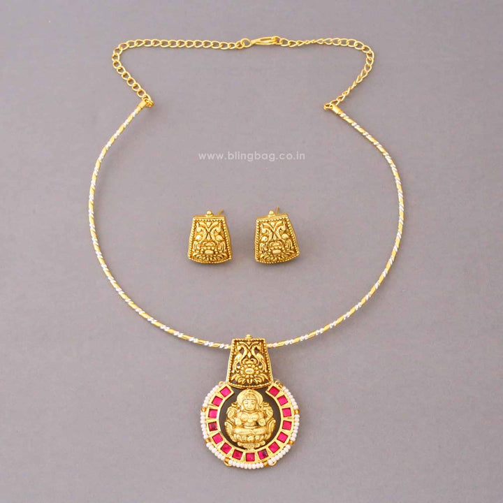 Rani Sita Pendant Set