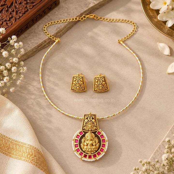 Rani Sita Pendant Set