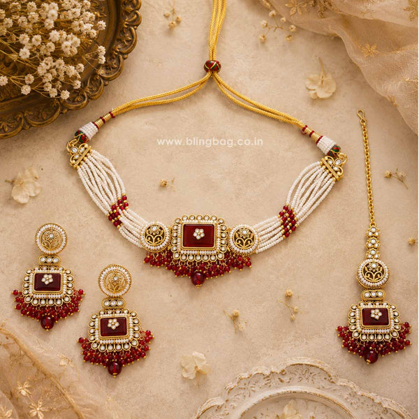 Rani Siyashi Kundan Jewellery Set