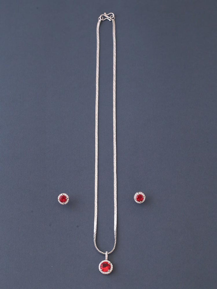 Rani Teagan Pendant Set