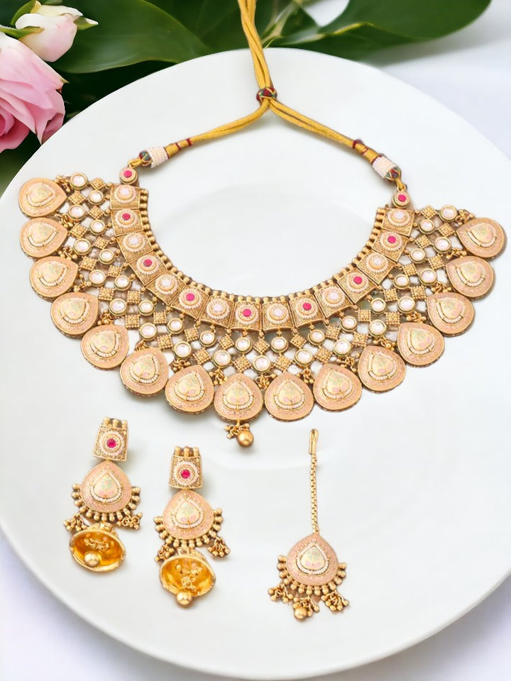 Rani Yogeeta Rajwadi Bridal Set