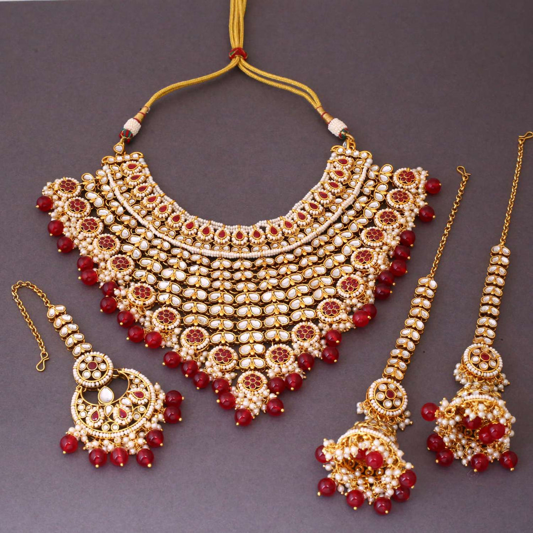 Ruby Aarya Kundan Jewellery Set