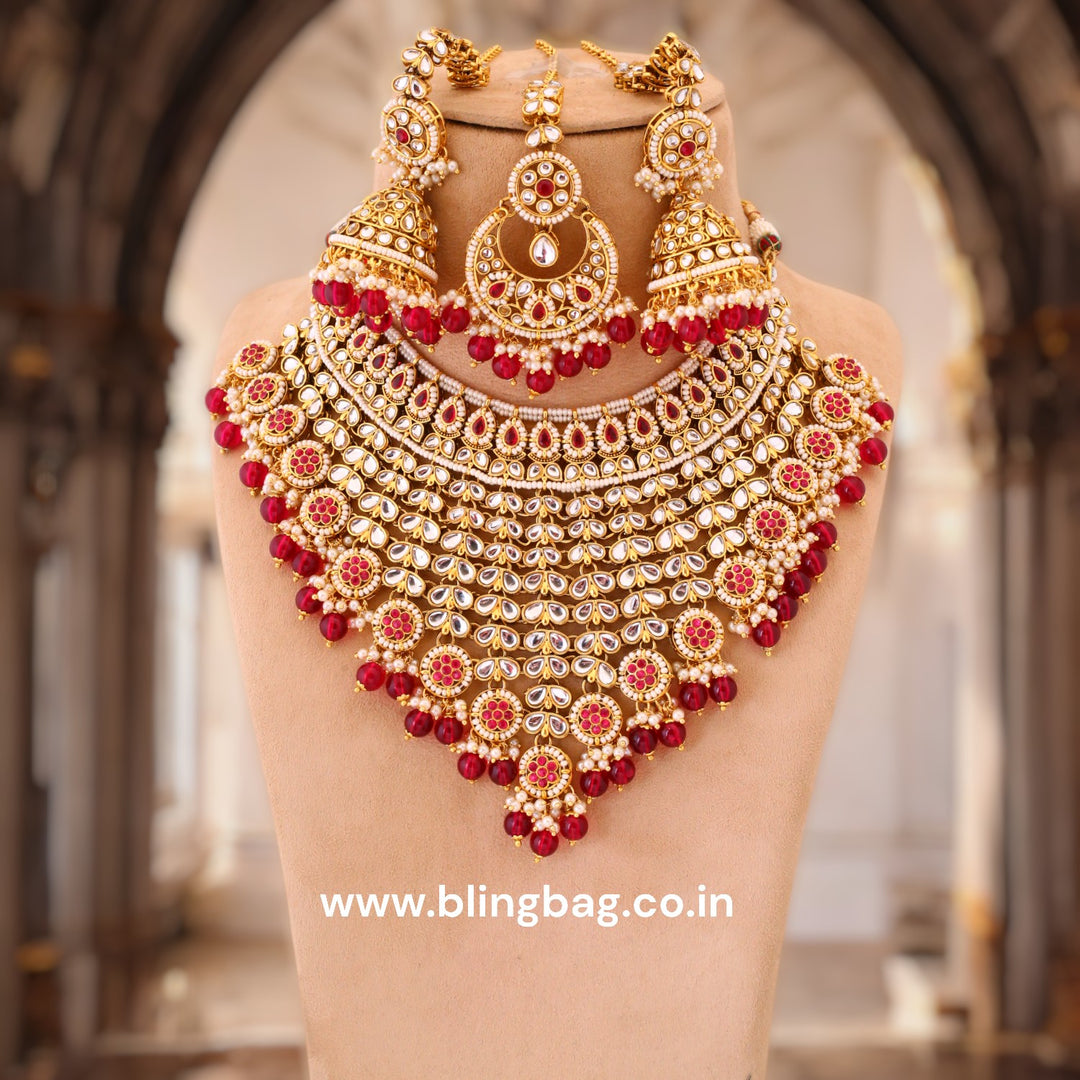 Ruby Aarya Kundan Jewellery Set