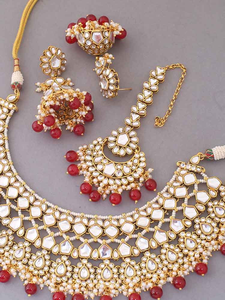 Ruby Abhaya Kundan Jewellery Set