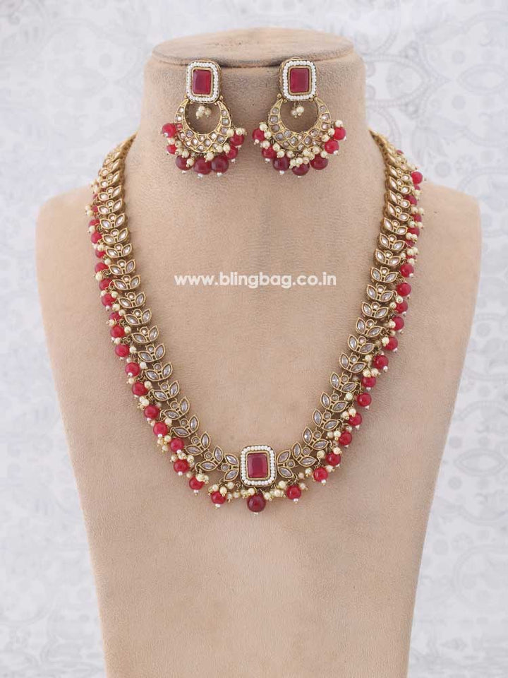 Ruby Dyuthi Kundan Jewellery Set
