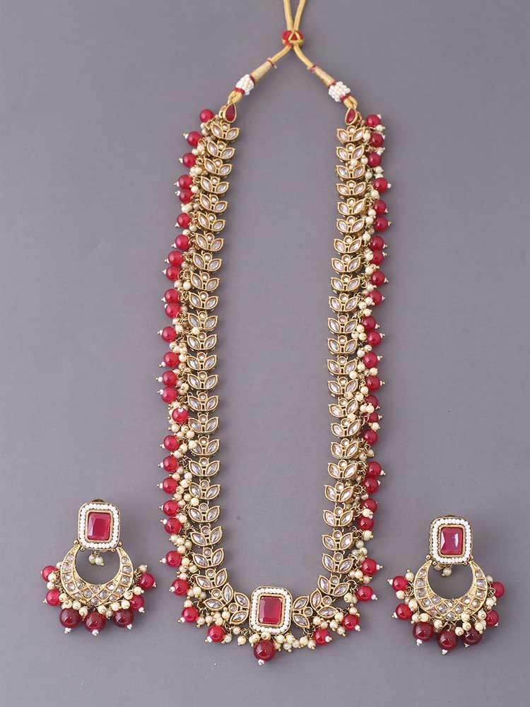 Ruby Dyuthi Kundan Jewellery Set