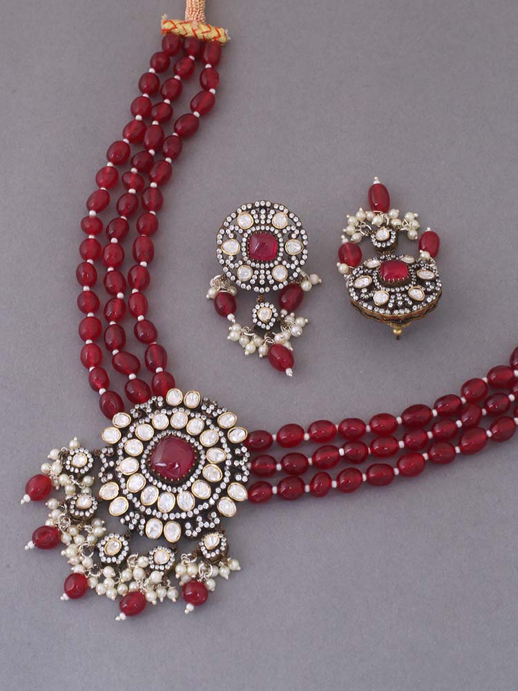 Ruby Poppy Kundan Jewellery Set