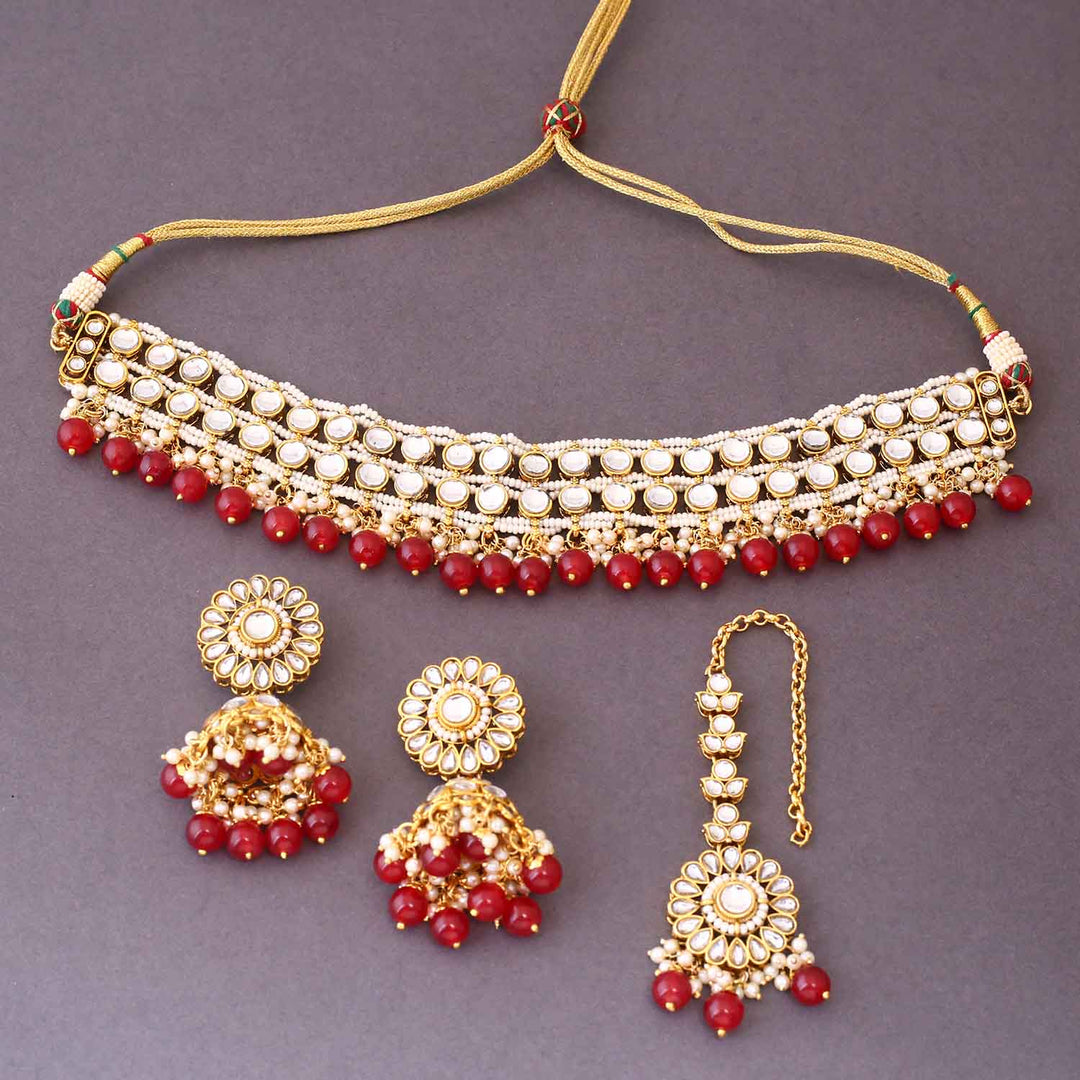 Ruby Saatvik Kundan Jewellery Set