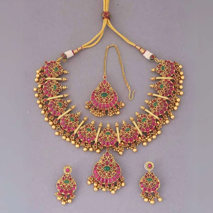 Rukmini Reversible Temple Jewellery Set