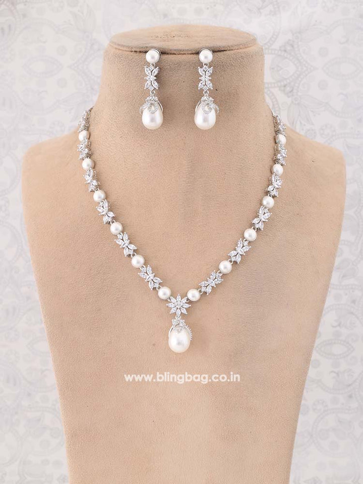Silver Achsah Zirconia Jewellery Set