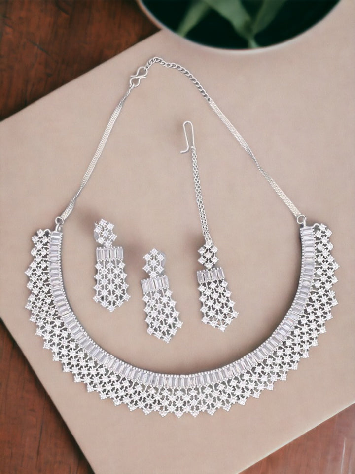 Silver Eirwen Zirconia Jewellery Set