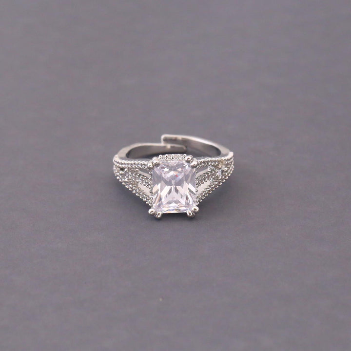 Silver Laviya Zirconia Ring