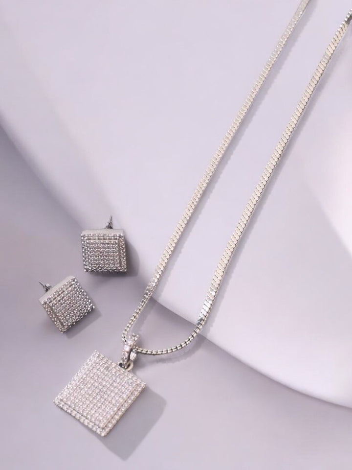 Silver Piper Pendant Set