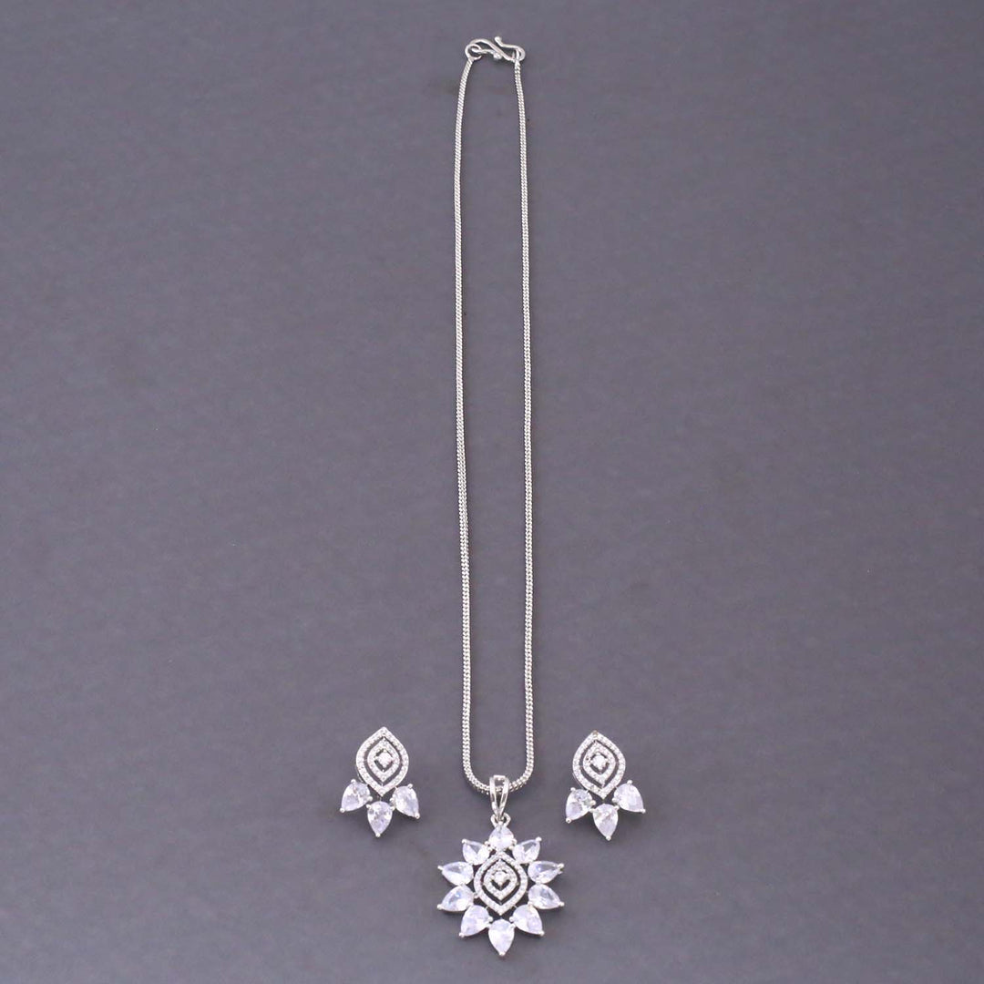 Silver Riga Zirconia Pendant Set