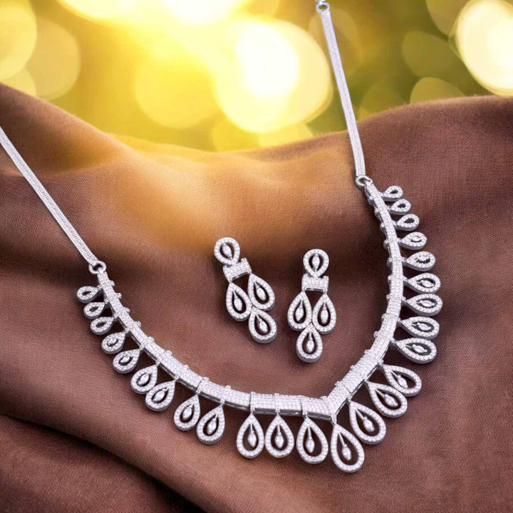 Silver Yanie Zirconia Jewellery Set