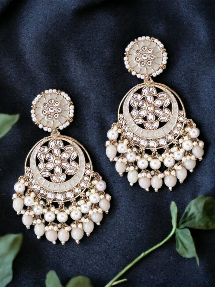 Smoke Deepika Chandbalis