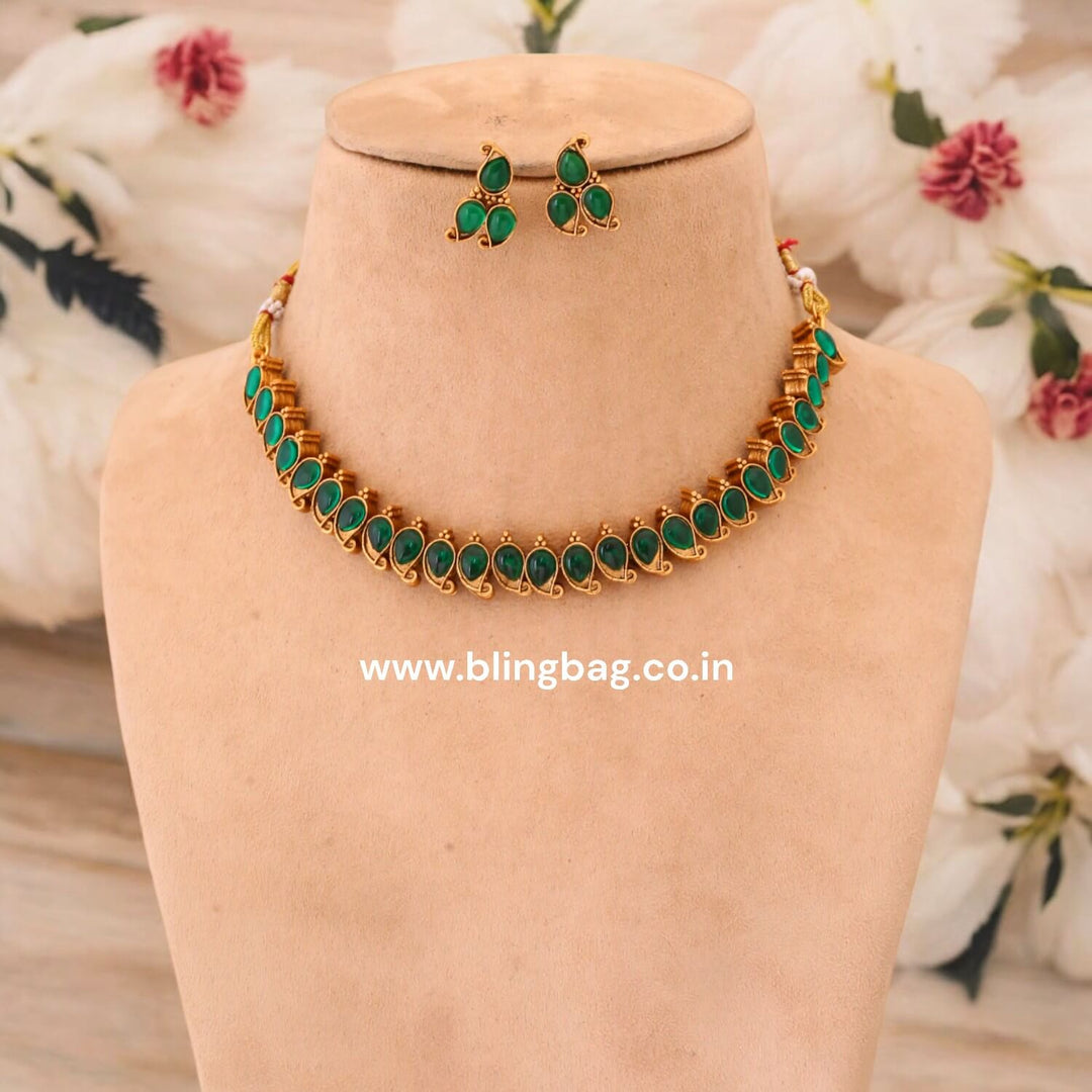 Thulasi Reversible Antique Jewellery Set - New Arrival