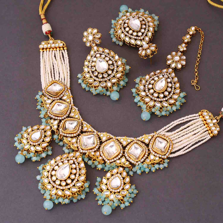 Turquoise Bhavya Kundan Jewellery Set