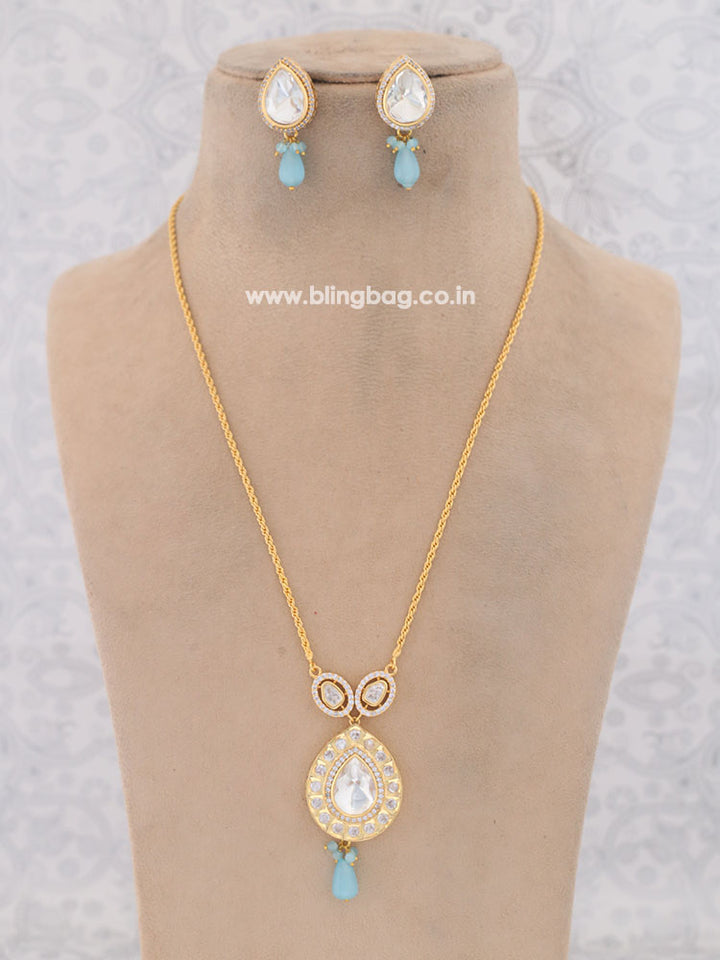 Turquoise Dalilah Pendant Set