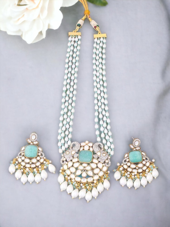 Turquoise Maanya Kundan Jewellery Set