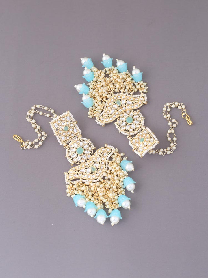 Turquoise Reena Sahara Chandbalis