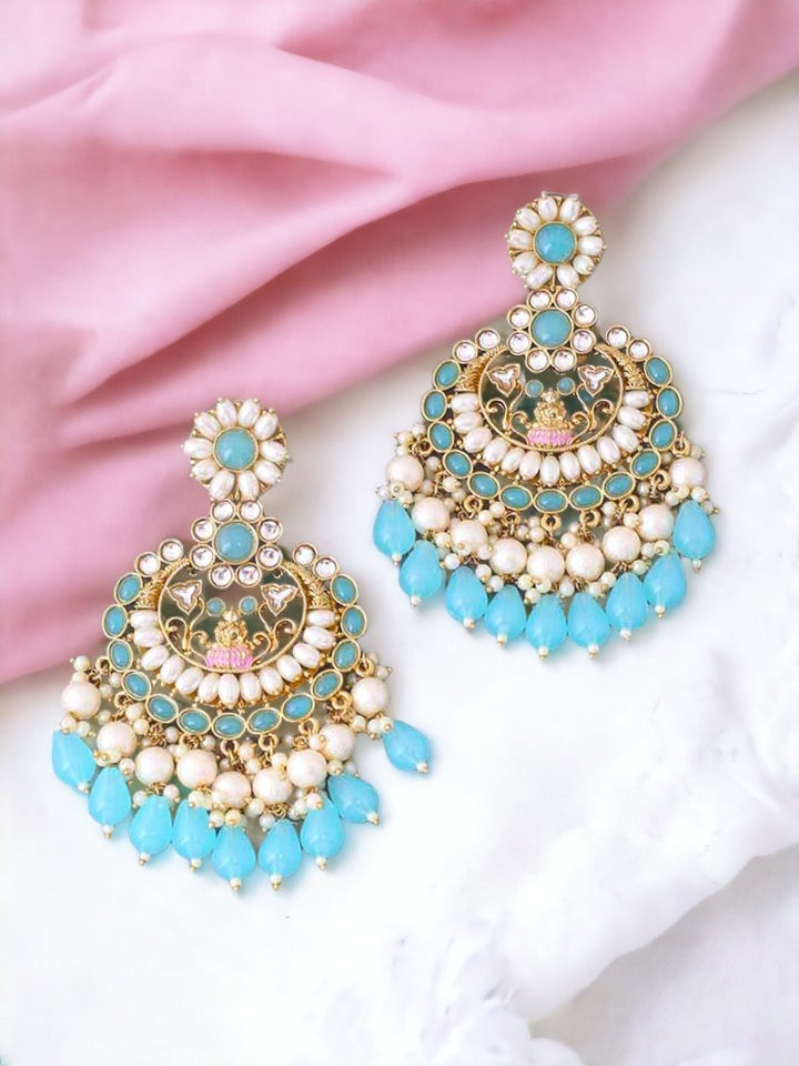 Turquoise Takshavi Chaandbalis