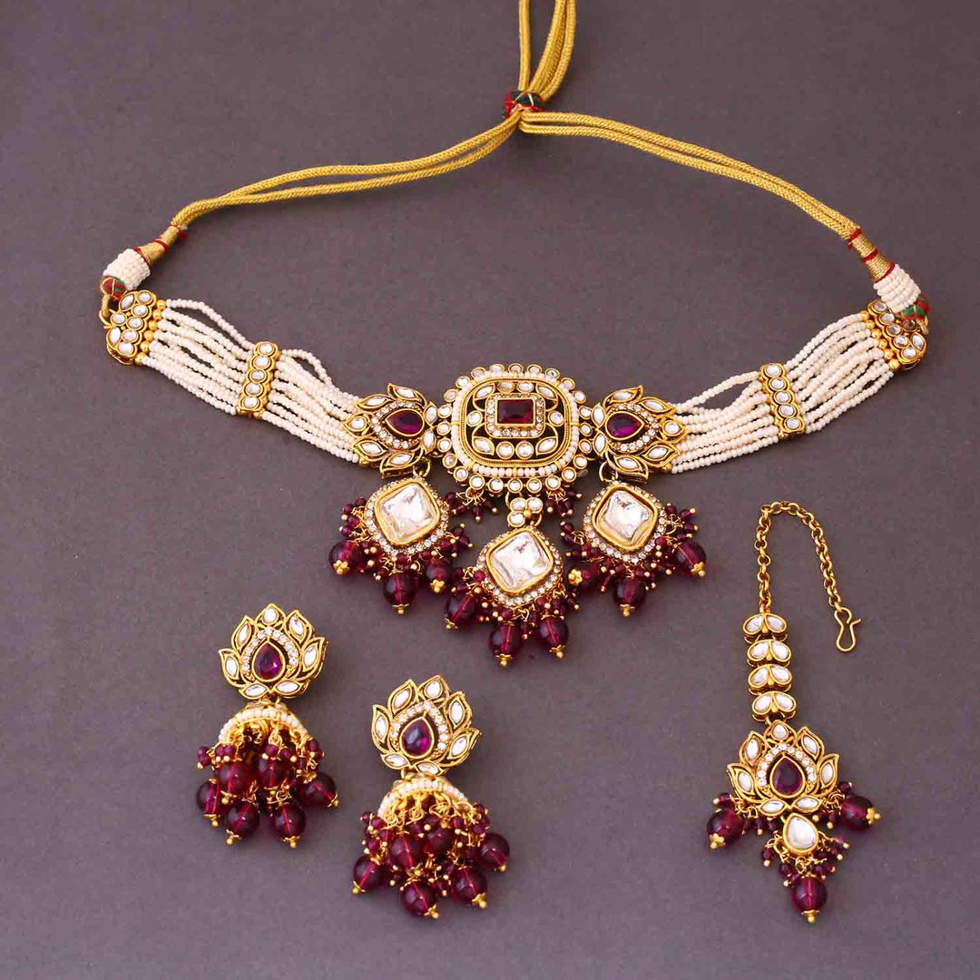 Wine Aashi Kundan Jewellery Set