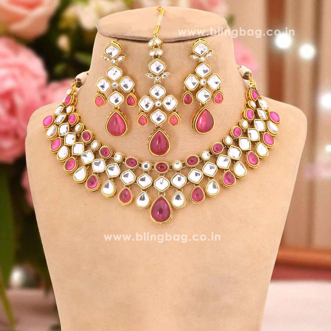 Wine Ahlami Kundan Jewellery Set