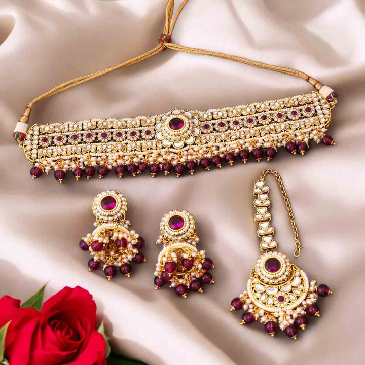 Wine Kaira Kundan Jewellery Set