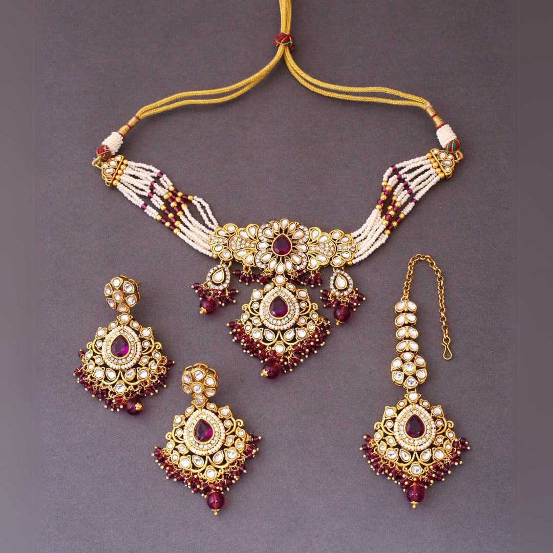 Wine Nemisha Kundan Jewellery Set