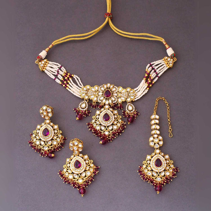 Wine Nemisha Kundan Jewellery Set