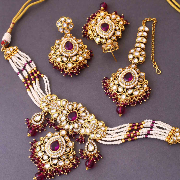 Wine Nemisha Kundan Jewellery Set