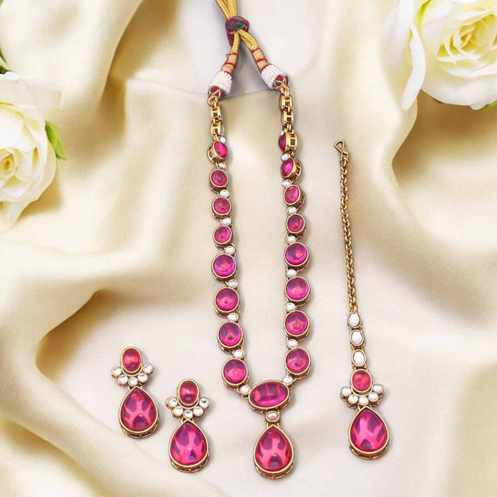 Wine Raniya Kundan Jewellery Set