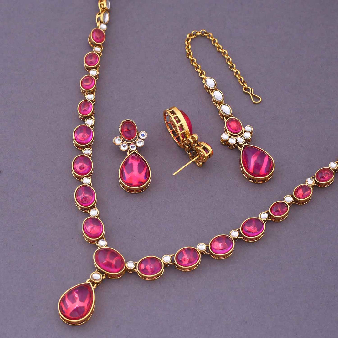 Wine Raniya Kundan Jewellery Set