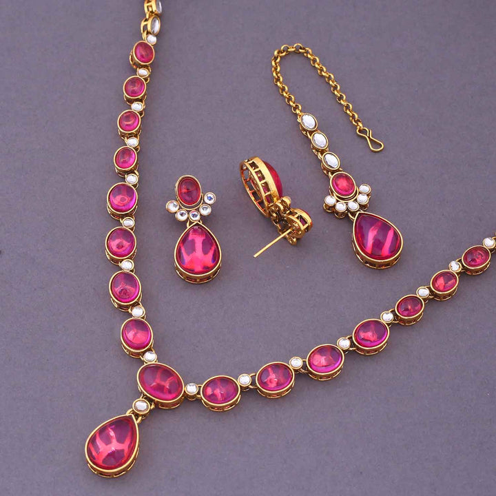 Wine Raniya Kundan Jewellery Set