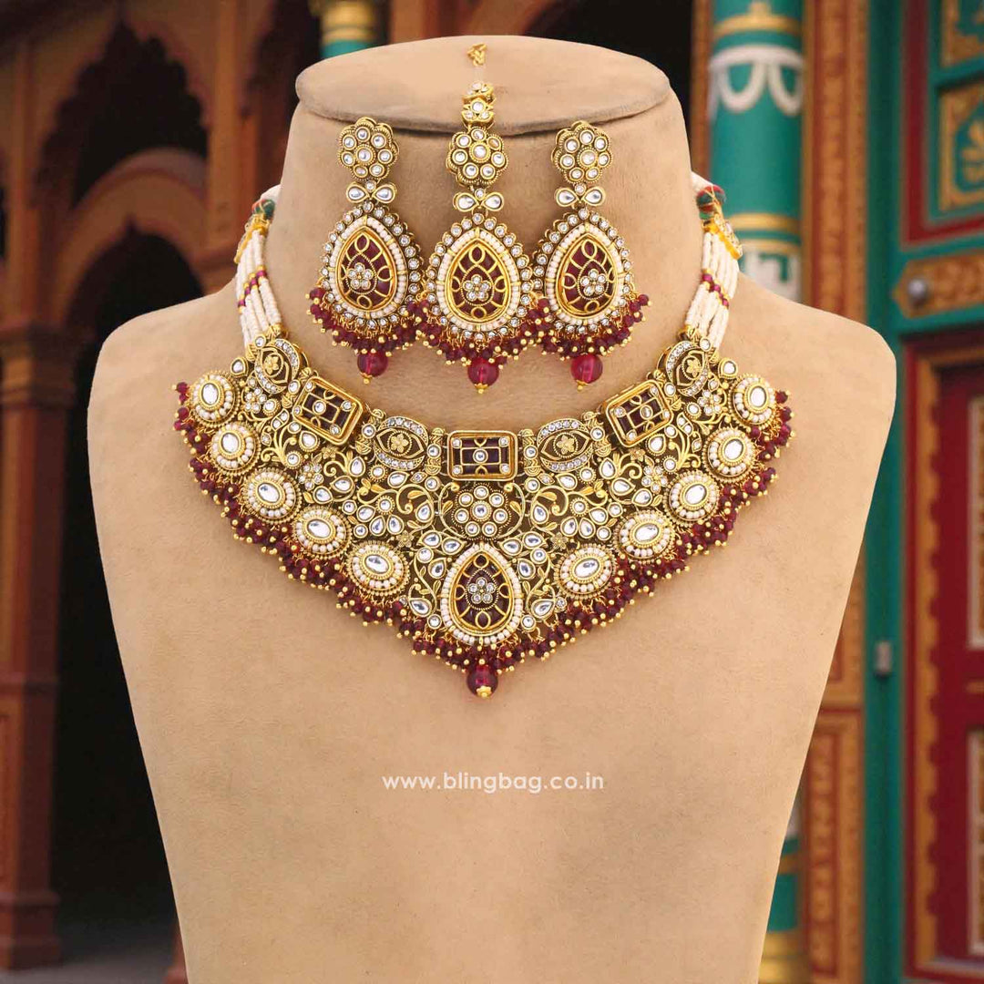 Wine Roshnika Kundan Jewellery Set