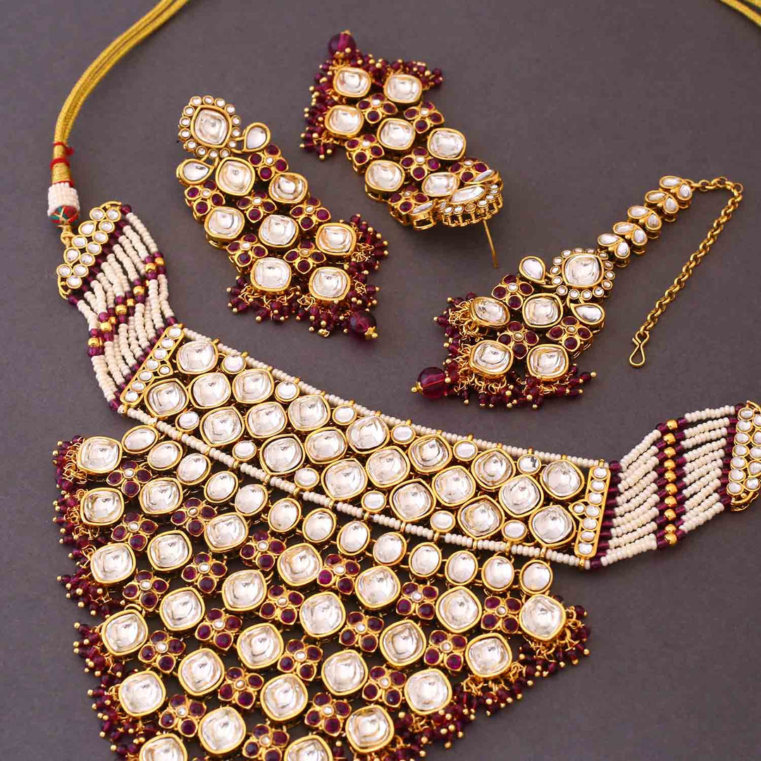 Wine Urmisha Kundan Jewellery Set
