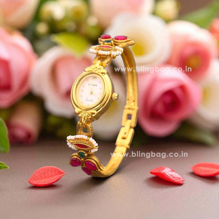 Blingbag Lotus Charm Gold Bracelet Watch