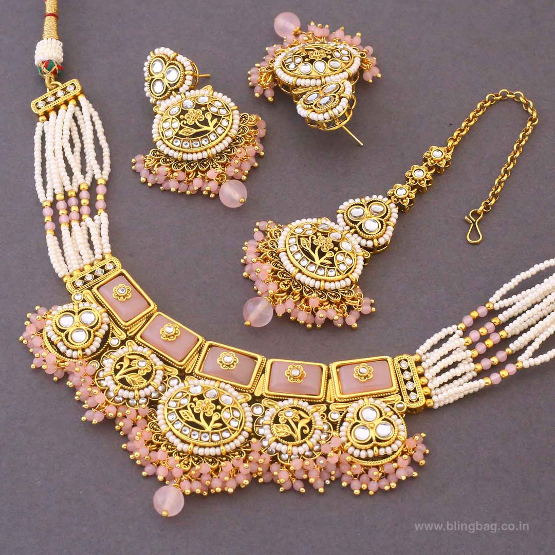 Blush Gyanada Kundan Jewellery Set