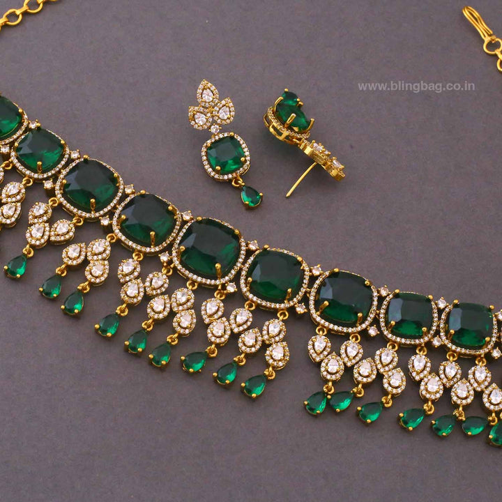 Emerald Aarohiini Victorian Jewellery Set - New Arrival