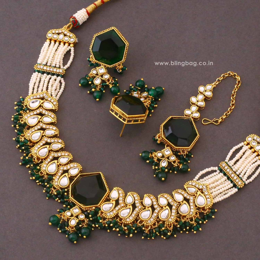 Emerald Aishika Kundan Jewellery Set