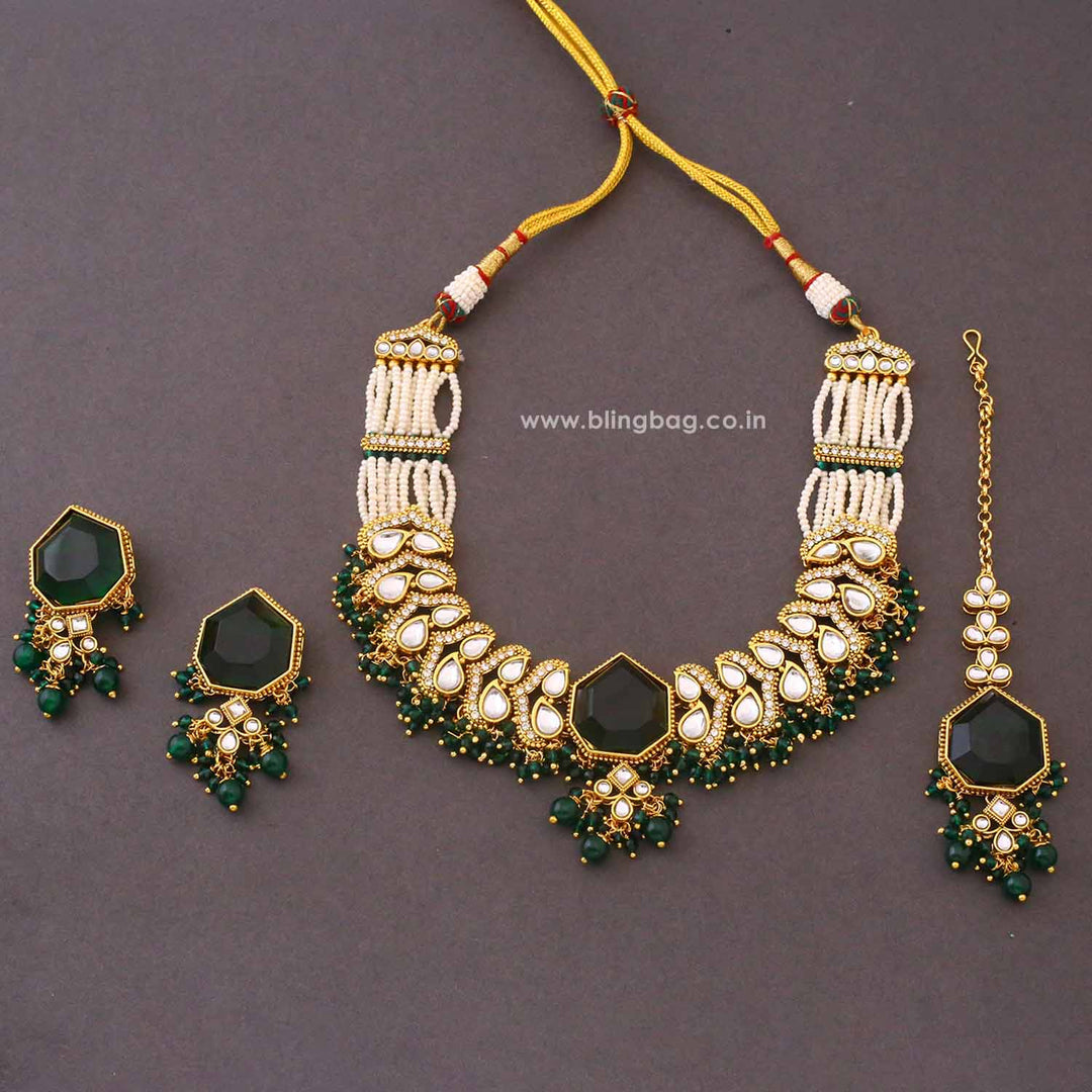 Emerald Aishika Kundan Jewellery Set