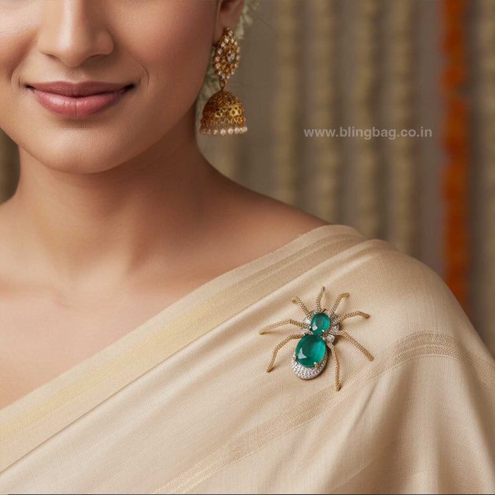 Emerald Arachnis Brooch